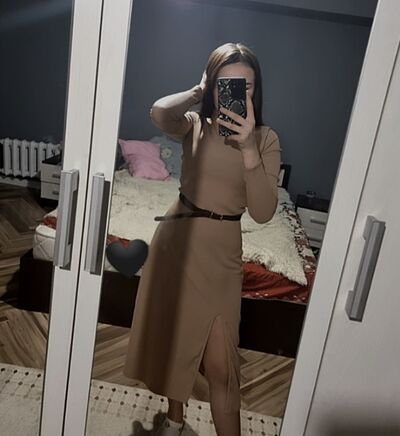  ,   Oksana, 22 ,   