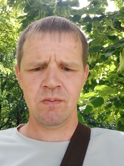  ,   M, 40 ,   ,   