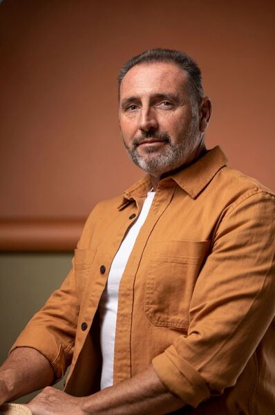  ,   Sher Man, 53 ,   ,   , c 
