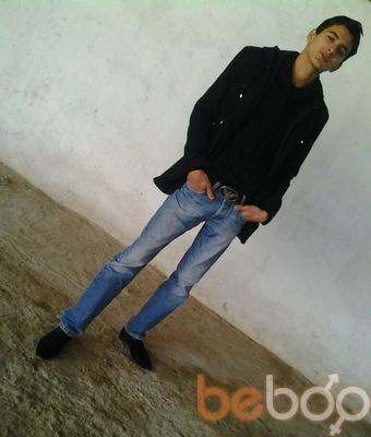  ,   Fariz, 32 ,   