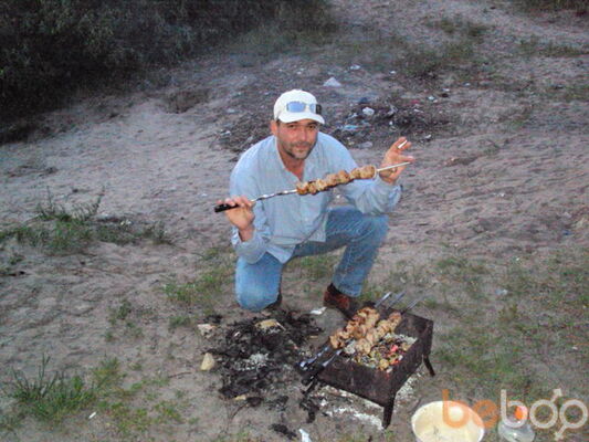  ,   Yacat, 49 ,  