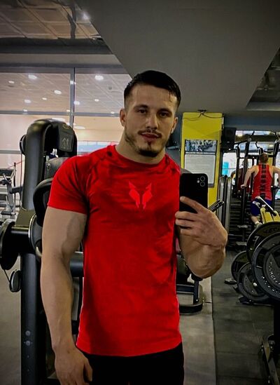  ,   Emil, 25 ,   ,   