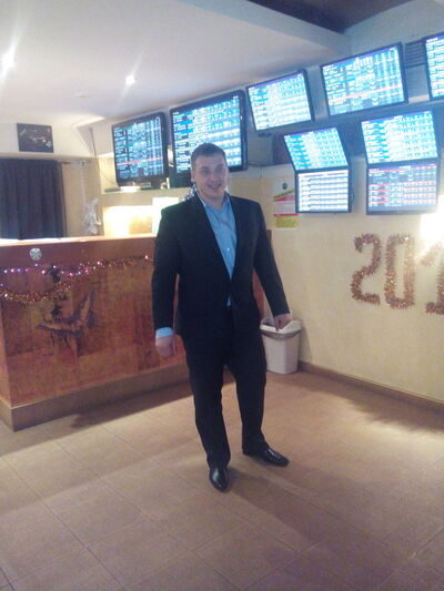  ,   Ivan, 32 ,   