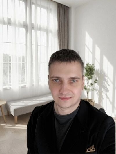  ,   Serhio, 37 ,   