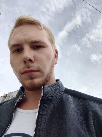  ,   Ilya, 25 ,   ,   