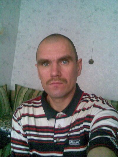  ,   Eriks, 52 ,   