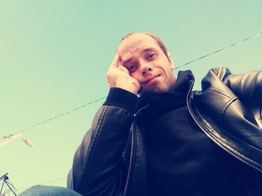  -,   Maxim, 26 ,   ,   