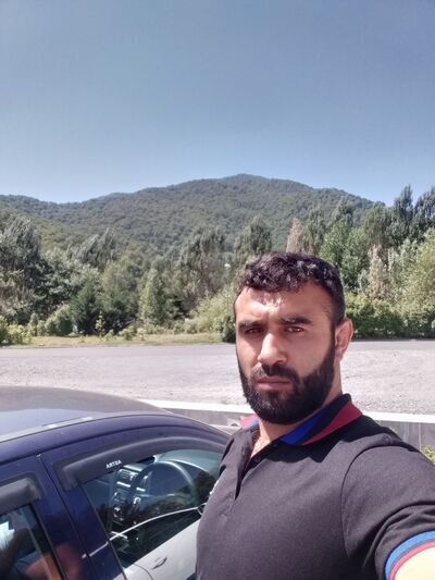  ,   Huseyn, 37 ,     , c 