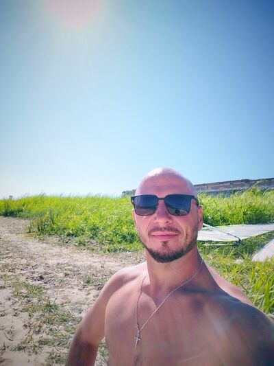  ,   Igor, 38 ,   ,   