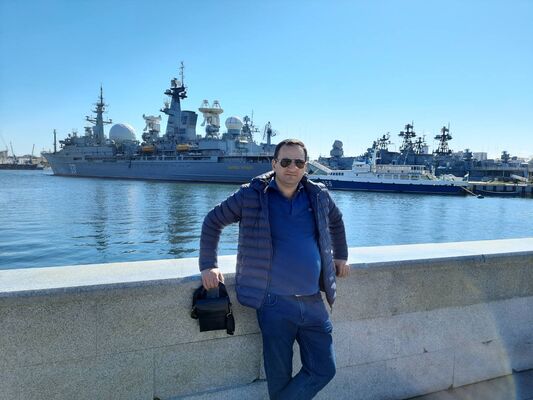  ,   Edmon, 47 ,   ,   