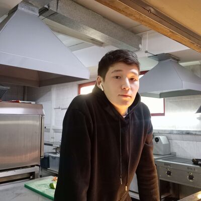  ,   Ermek, 24 ,   ,   