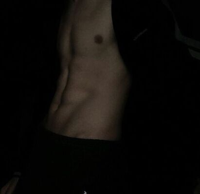  ,   Denis, 28 ,   , c 