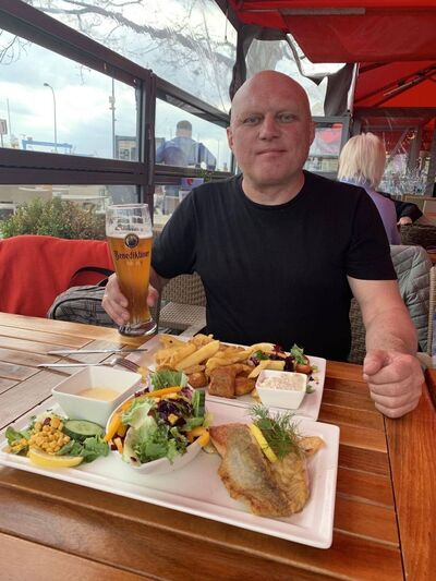  ,   Igor, 52 ,   ,   , c 