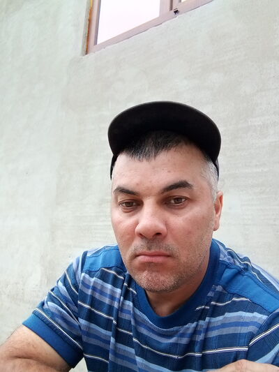  ,   Artur, 39 ,   ,   