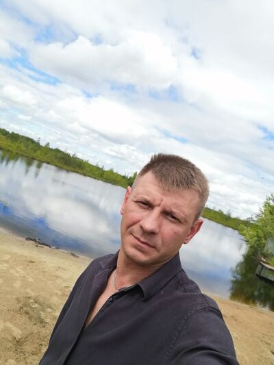  ,   Nik, 47 ,  