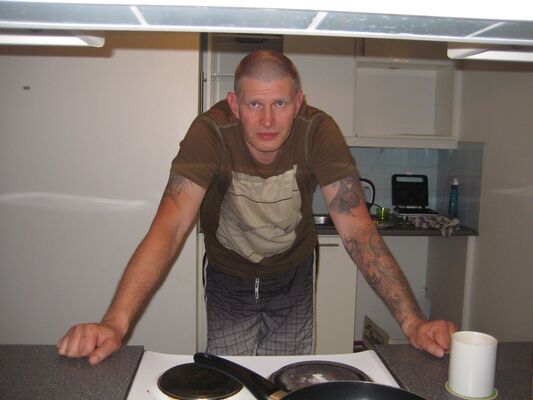  ,   Rony James, 52 ,   ,   , c 