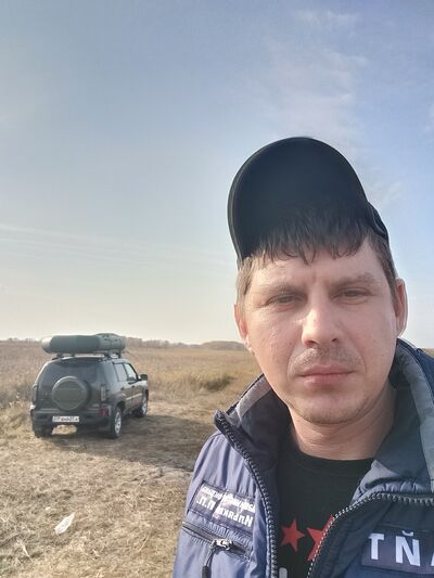  ,   Petr, 37 ,   