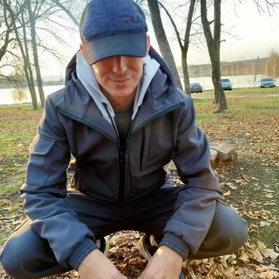  ,   Denis, 44 ,   ,   , c 