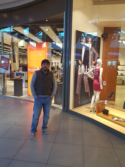  ,   Joni, 39 ,   ,   