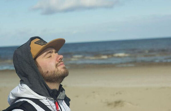  ,   Aleksei, 33 ,   ,   