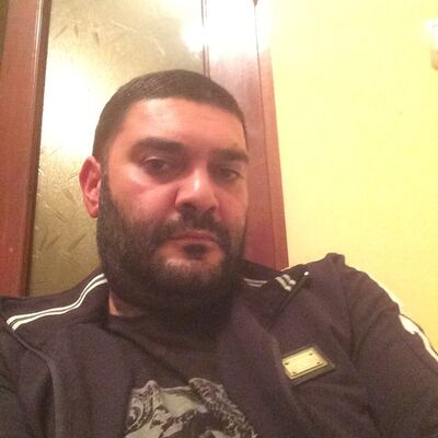 ,   Xach, 44 ,     , c 