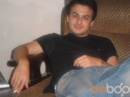  ,   Leo, 33 ,   
