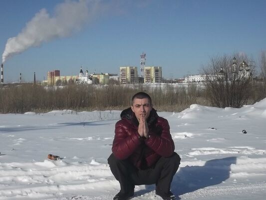  ,   Vadim, 45 ,   