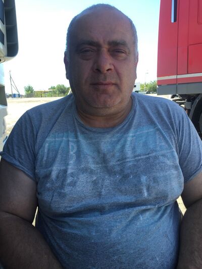  ,   Genadi, 58 ,   