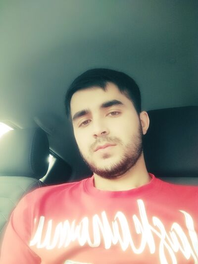  ,   Shoxruh, 32 ,   