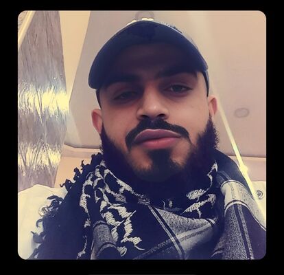  ,   Rassim, 32 ,   ,   