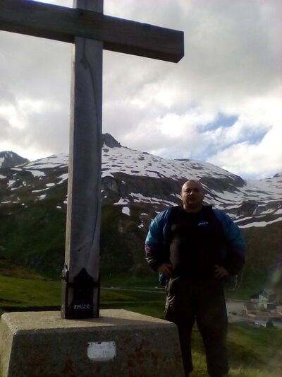  ,   Igor, 57 ,  
