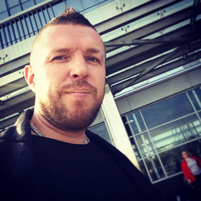 ,   Denis, 38 ,   ,   