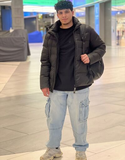  ,   Mohamed, 21 ,   ,   , c , 