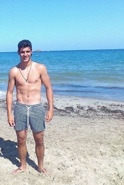  ,   Alex, 35 ,   