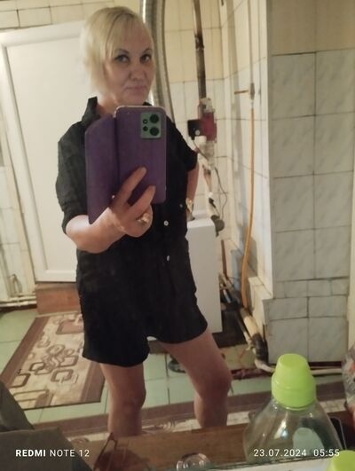  ,   Svetlana, 54 ,     
