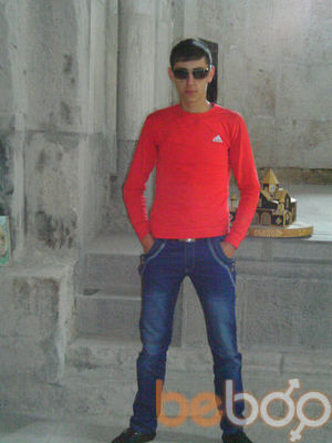  ,   Hayro, 32 ,   