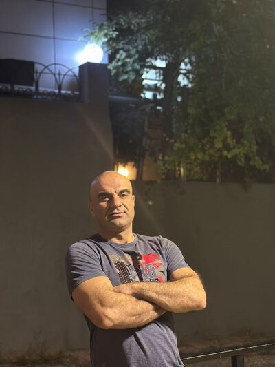  ,   Emin, 43 ,     , c 