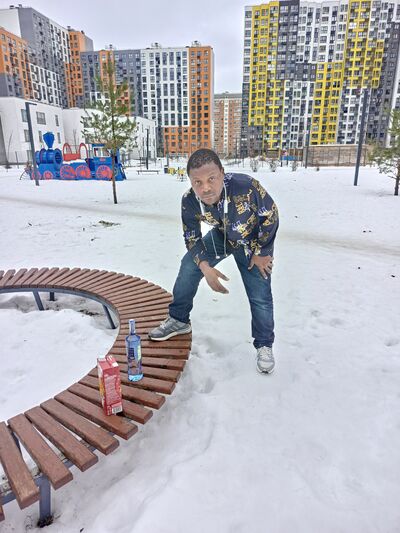  ,   Arno, 36 ,   ,   