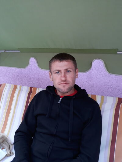  ,   Alex, 40 ,   ,   , c 
