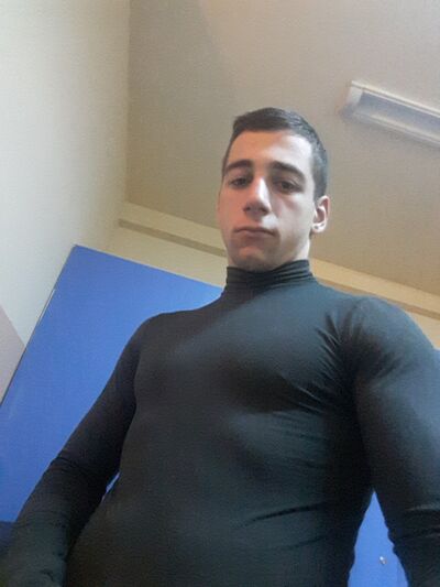  ,   Gag, 26 ,  