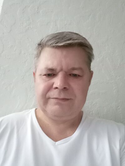  ,   Vitalie, 54 ,   ,   