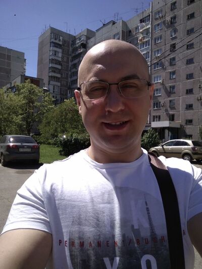  ,   Sergei, 42 ,   ,   , c 