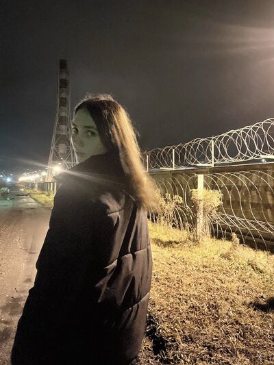  ,   Uliana, 25 ,   ,   , c , 