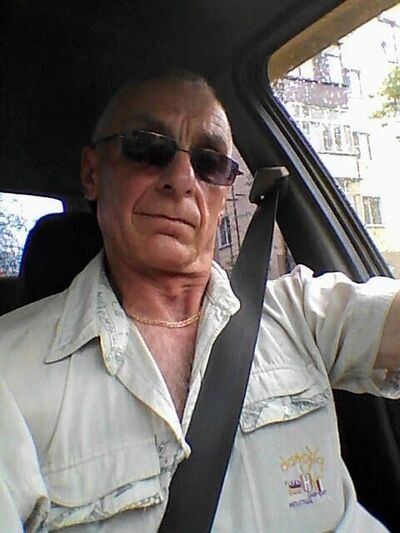  ,   Gennadiy, 66 ,   ,   , c 