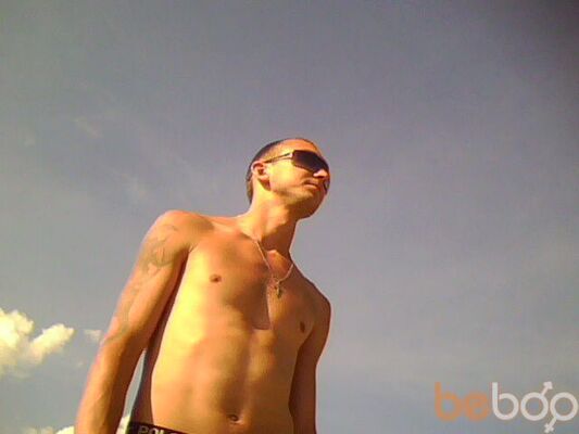  ,   Fredi, 36 ,   