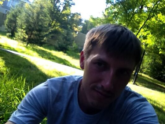  ,   Artyr, 36 ,   