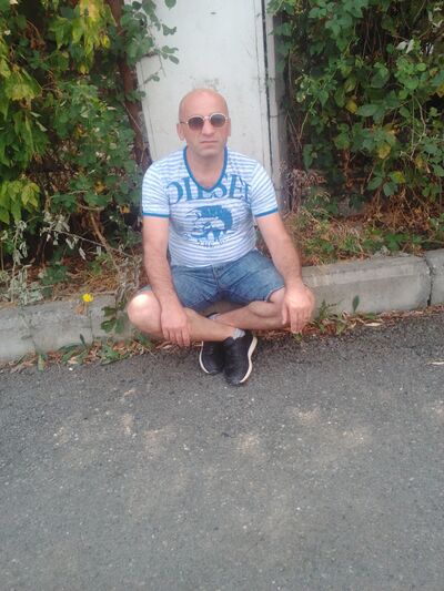  ,   Chhxfhgxjk, 33 ,   