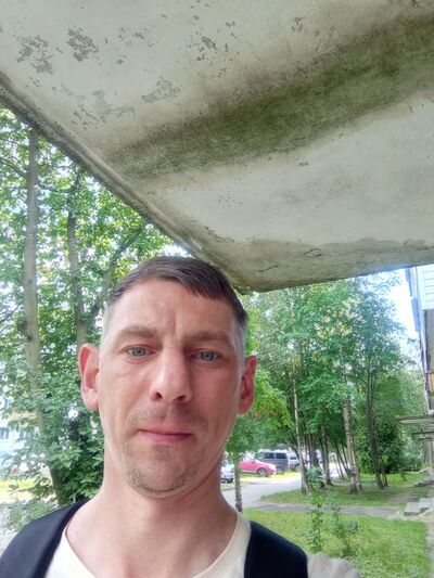  ,   Konstantin, 40 ,   ,   