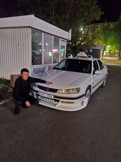  ,   Oleg, 33 ,   ,   