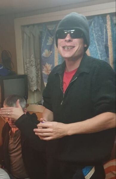  ,   Mike, 40 ,   ,   , c 